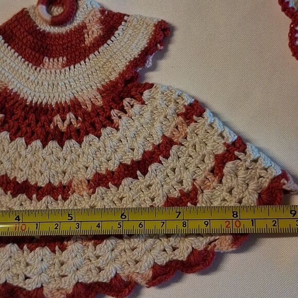 4 Pc. Handmade Vintage Crochet Doilies Set in Blue,Red, & White. - Picture 11 of 12